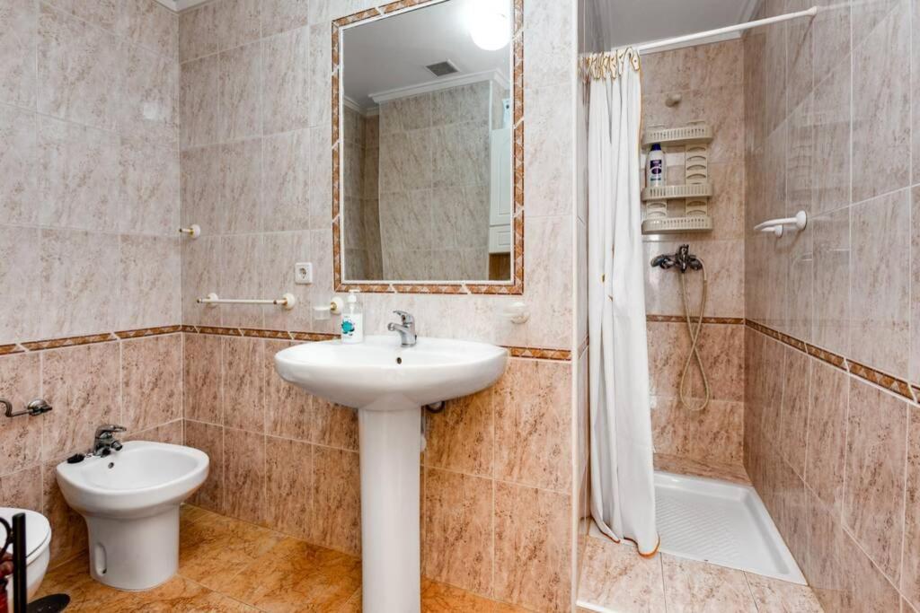 Apartment Ramon Gallud 204 Торевиеха Екстериор снимка